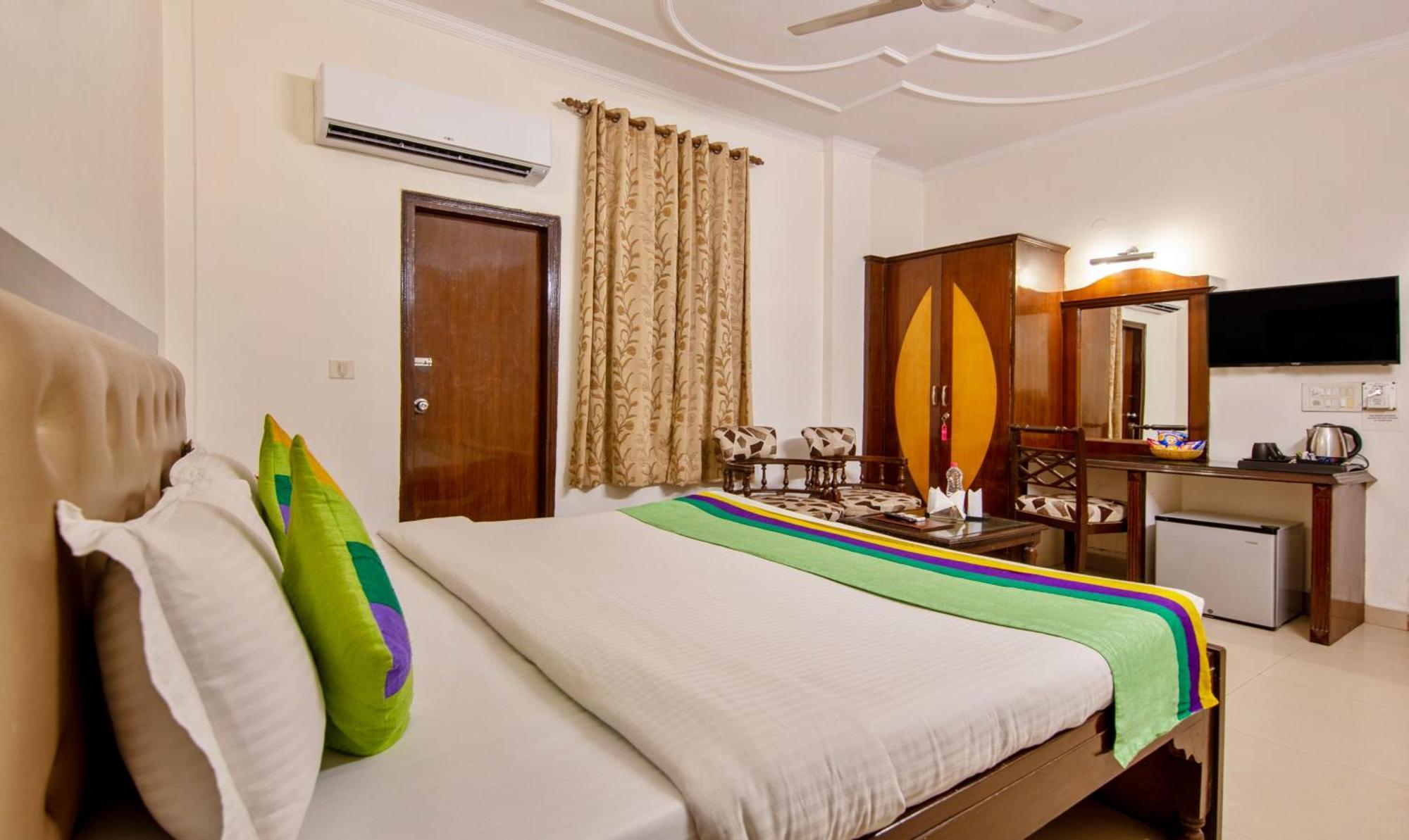 Treebo Paras International Delhi  Exterior photo
